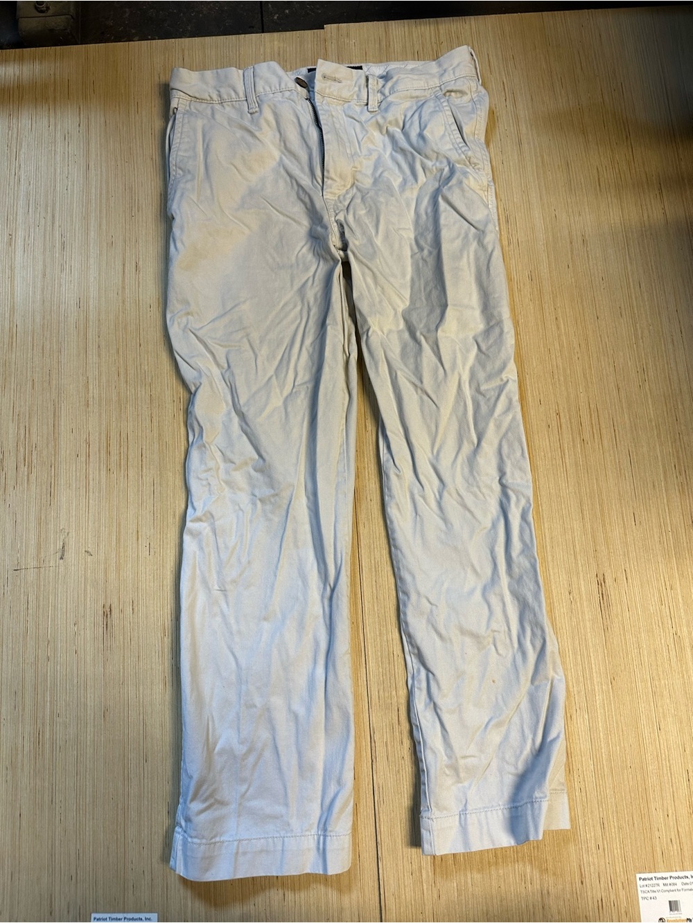 American Eagle Outfitters Men’s Light Tan Chino Pants